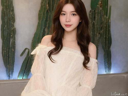 anie_2k from imlive