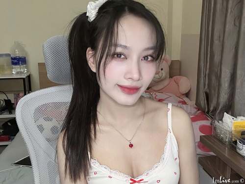 cherry2k124 — LIVE on IMLive