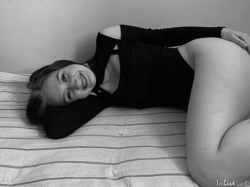 arina_meow19 — LIVE on IMLive