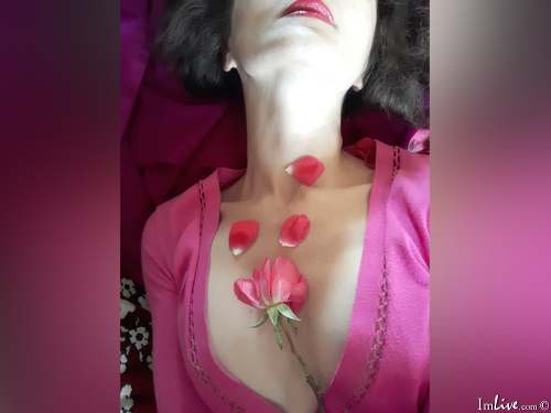 lorrainesun from imlive